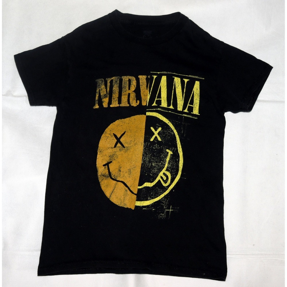 Nirvana Men's Smiley Face Grunge Band Graphic Rock‎ Black Tee T-Shirt Size Small